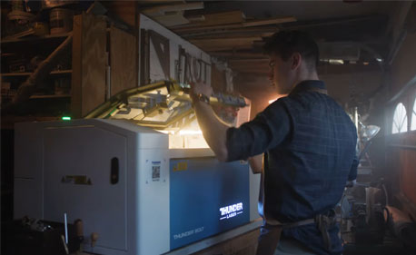 Thunder Laser Bolt: Transformez votre imagination en réalité