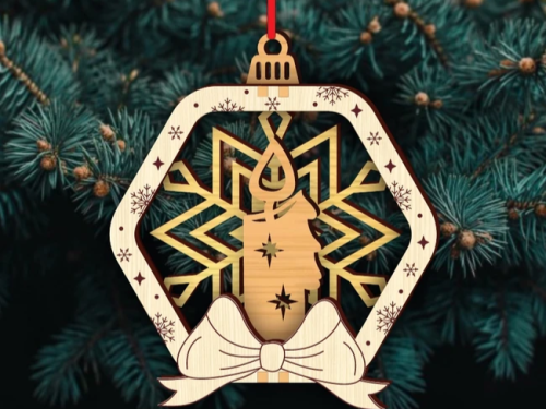 Ornements d'arbre de Noël en bois découpés au laser