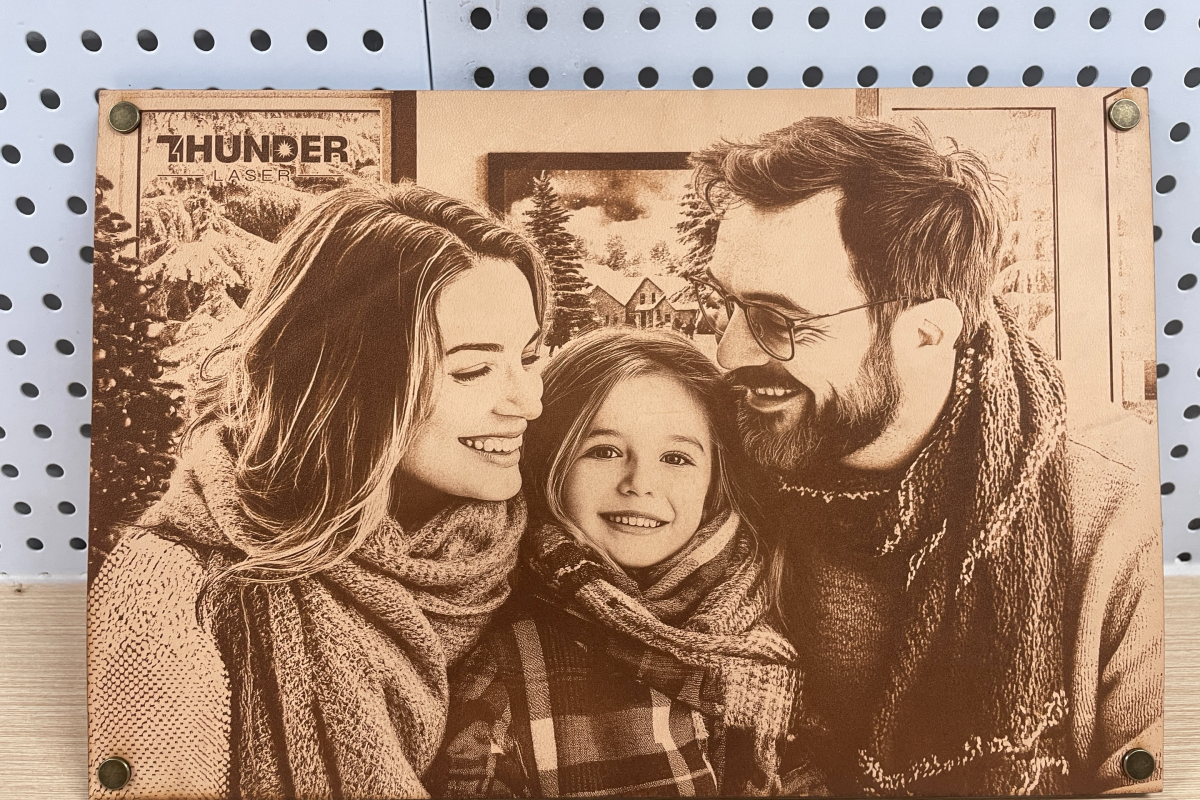 Cuir-photo-laser-gravure-lasermaker-logiciel-pour-laser-graveur-.png