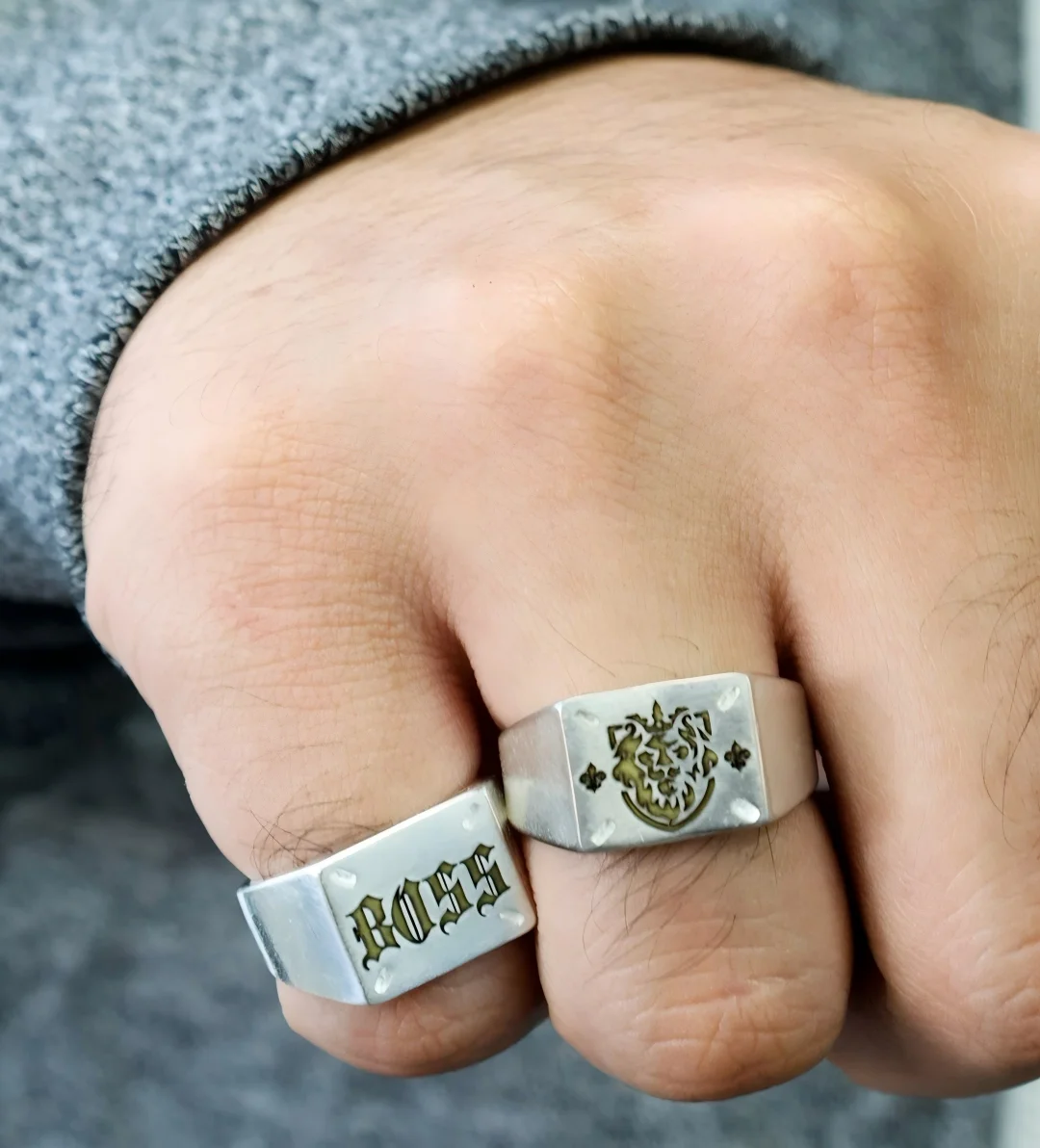 Bijoux et accessoires personnalisés. webp