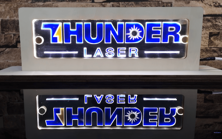 Comment Laser Cut Acrylique pour nettoyer les signes et les affichages