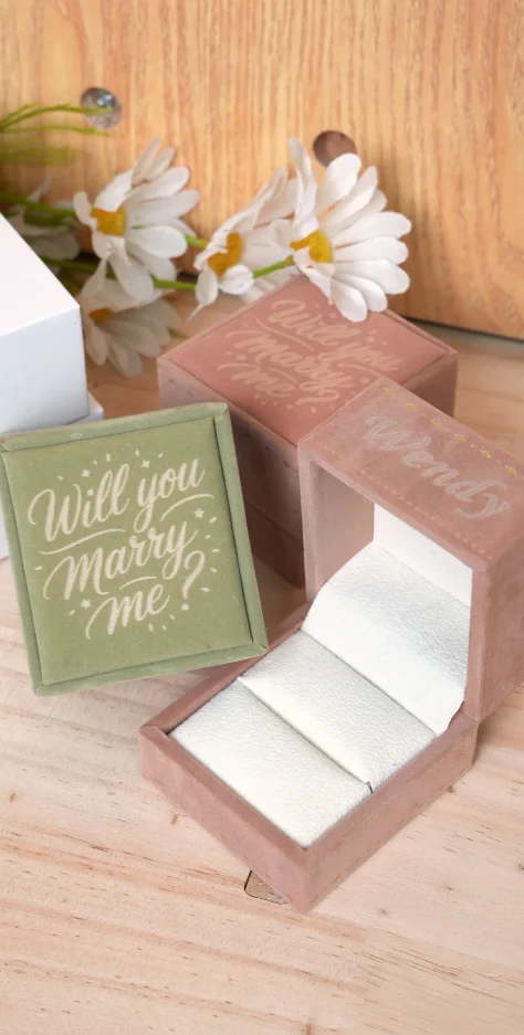 laser engraved flannel ring boxes
